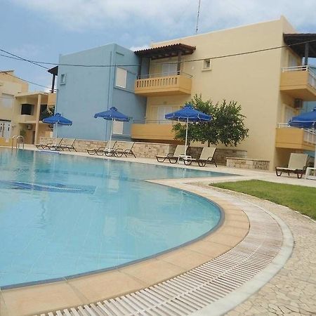 Irini Stalos Apartments Luaran gambar