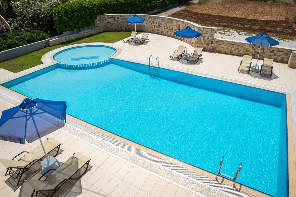 Irini Stalos Apartments Luaran gambar