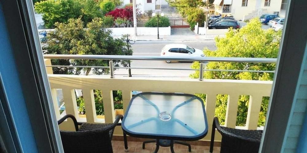 Irini Stalos Apartments Luaran gambar