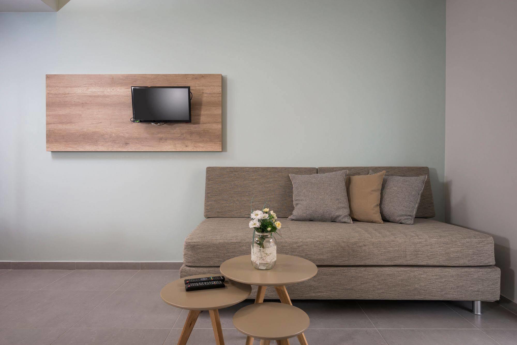 Irini Stalos Apartments Luaran gambar